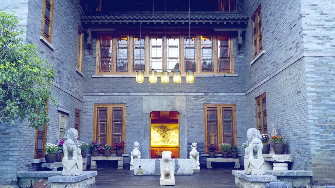 Отель Songtsam Linka Lijiang Лицзян Экстерьер фото